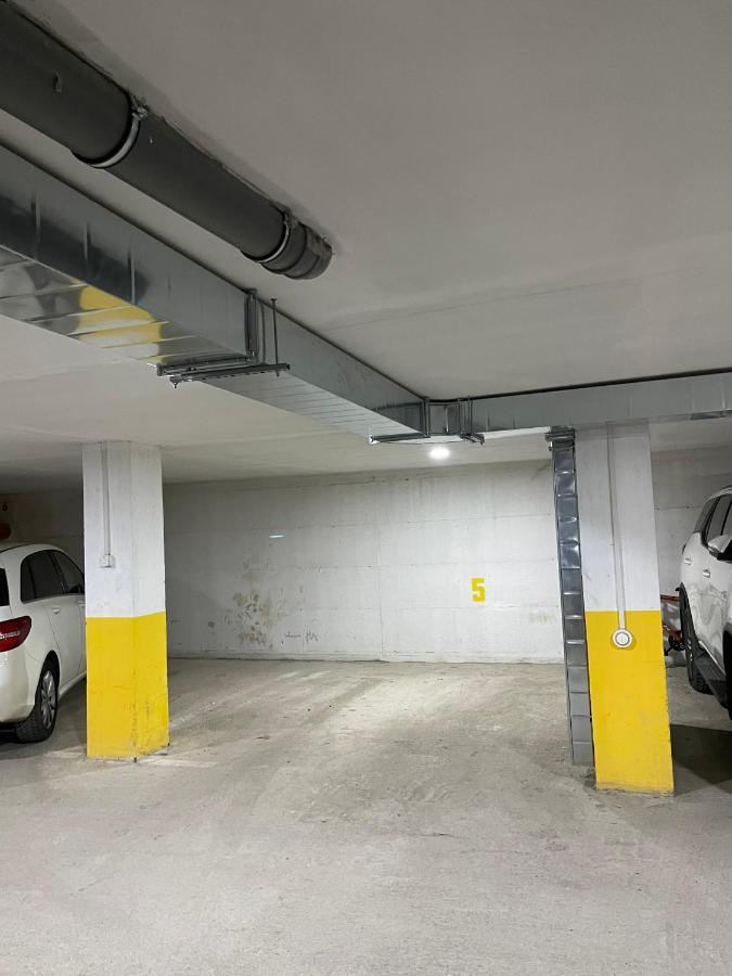 Yellow Ns Leilighet Novi Sad Eksteriør bilde
